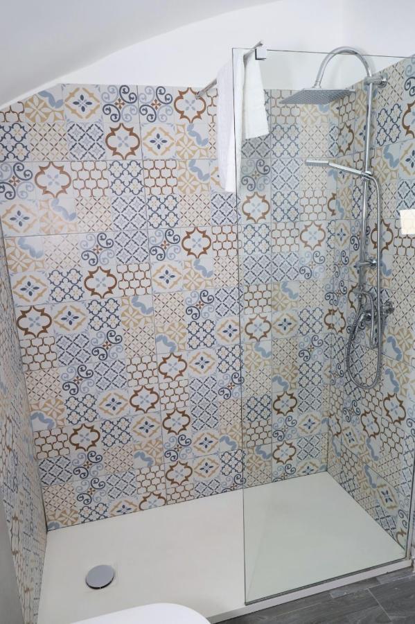 Suite Nicolai 165 巴里 外观 照片